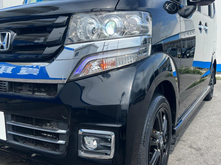 2016 Honda N-BOX CUSTOM DBA-JF1 (UW-69f80d435fb00)[14]