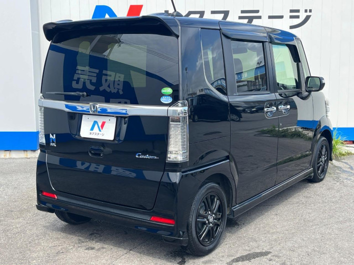 2016 Honda N-BOX CUSTOM DBA-JF1 (UW-69f80d435fb00)[23]