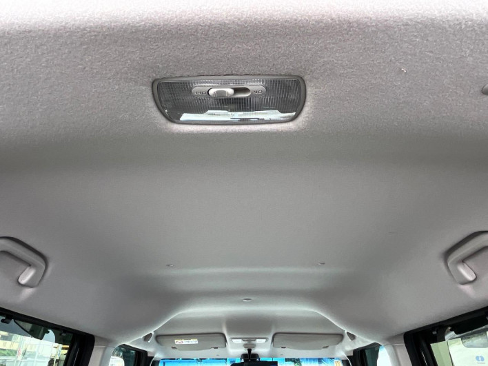 2016 Honda N-BOX CUSTOM DBA-JF1 (UW-69f80d435fb00)[28]