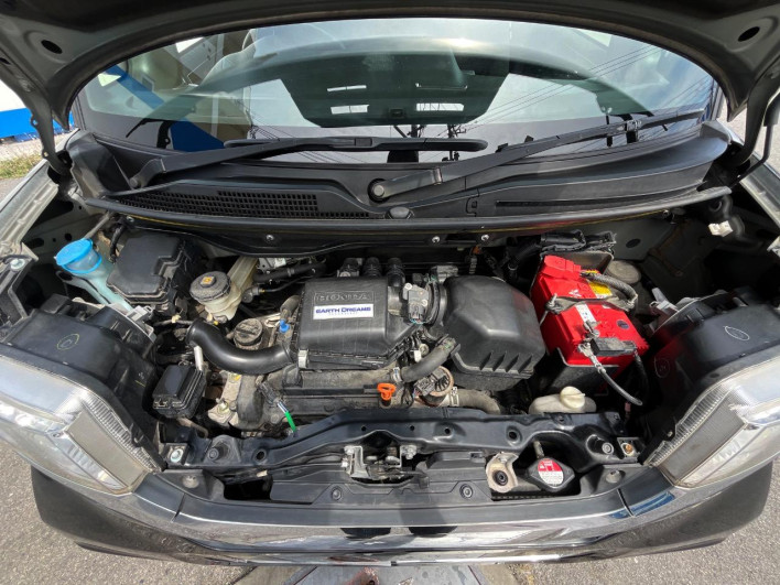 2016 Honda N-BOX CUSTOM DBA-JF1 (UW-69f80d435fb00)[4]