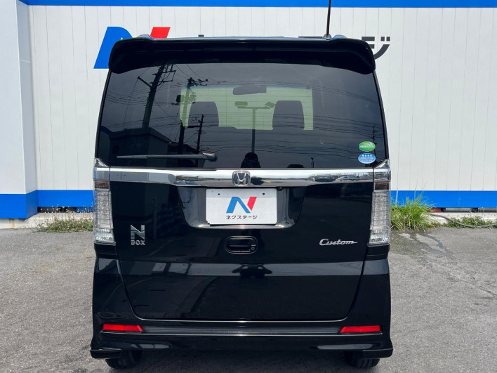 2016 Honda N-BOX CUSTOM DBA-JF1 (UW-69f80d435fb00)[22]