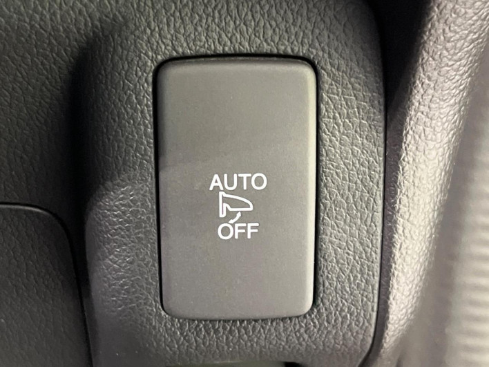 2016 Honda N-BOX CUSTOM DBA-JF1 (UW-69f80d458fcbd)[8]