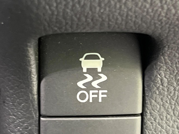 2016 Honda N-BOX CUSTOM DBA-JF1 (UW-69f80d458fcbd)[9]