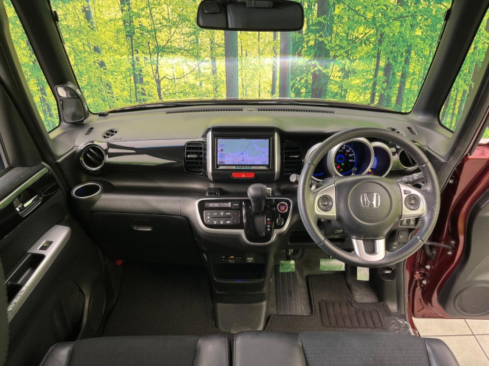 2016 Honda N-BOX CUSTOM DBA-JF1 (UW-69f80d458fcbd)[28]
