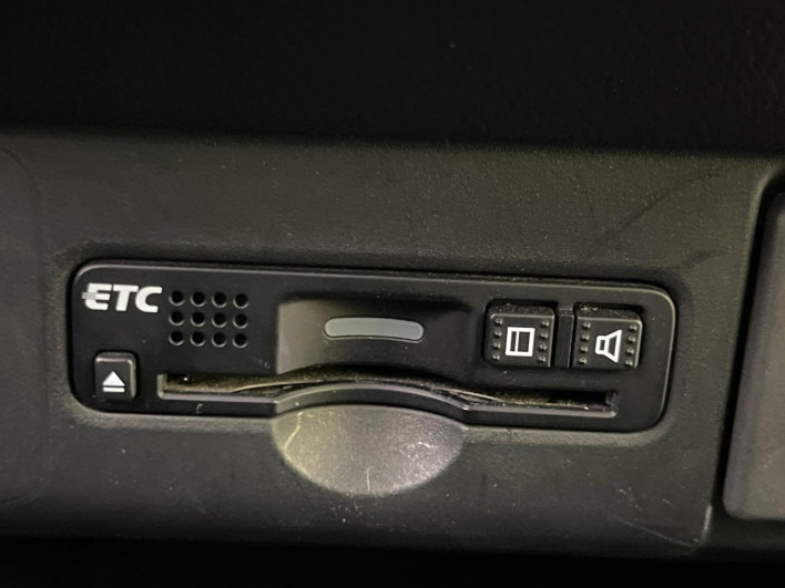 2016 Honda N-BOX CUSTOM DBA-JF1 (UW-69f80d458fcbd)[17]