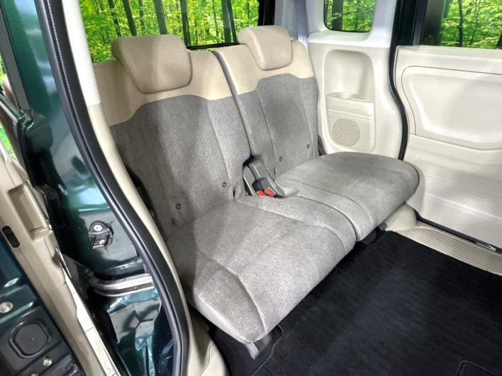 2017 Honda N-BOX DBA-JF3 (UW-69f80d4788aa9)[28]