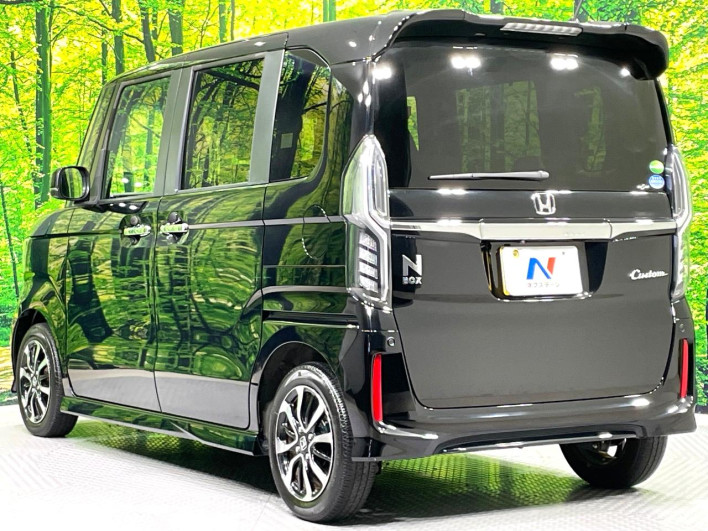2018 Honda N-BOX CUSTOM DBA-JF3 (UW-69f80d4796bc4)[7]
