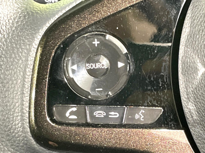 2018 Honda N-BOX CUSTOM DBA-JF3 (UW-69f80d4796bc4)[27]