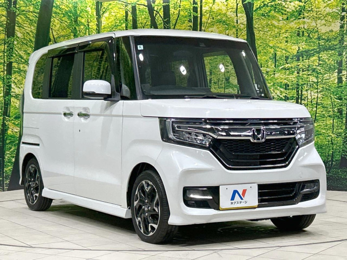 2018 Honda N-BOX CUSTOM DBA-JF3 (UW-69f80d4a0d0f4)[11]