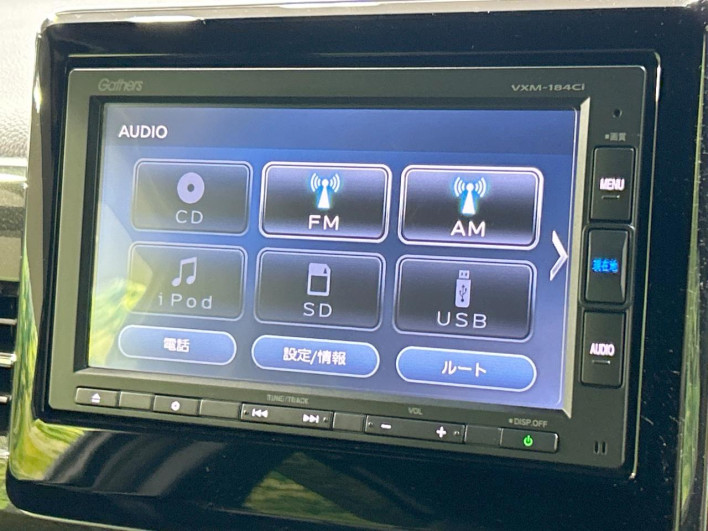 2018 Honda N-BOX CUSTOM DBA-JF3 (UW-69f80d4a0d0f4)[24]