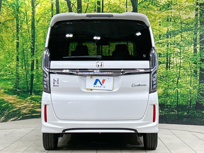 2018 Honda N-BOX CUSTOM DBA-JF3 (UW-69f80d4a0d0f4)[8]