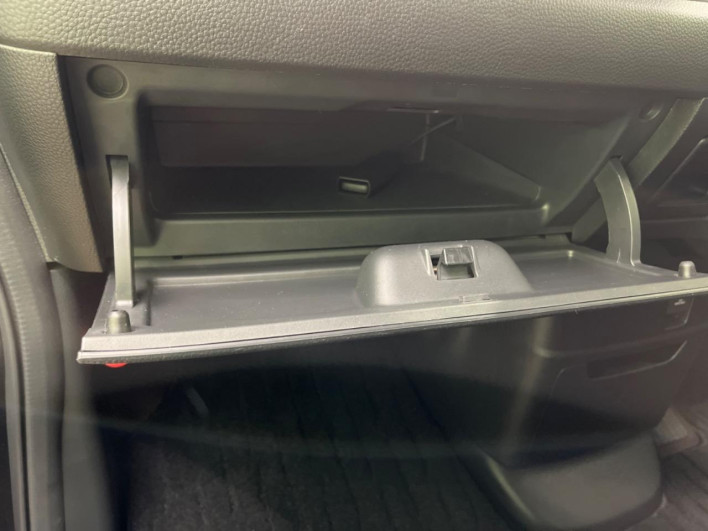2019 Honda N-BOX CUSTOM DBA-JF3 (UW-69f80d4a37dbd)[9]