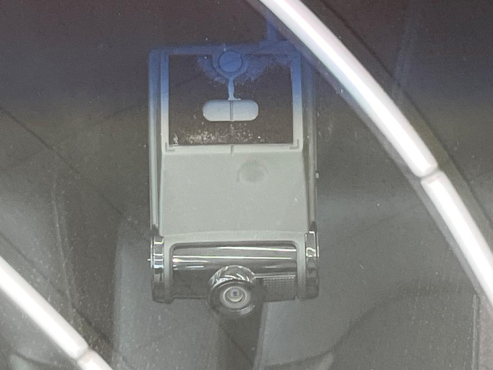 2019 Honda N-BOX CUSTOM DBA-JF3 (UW-69f80d4a37dbd)[21]