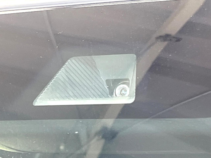 2019 Honda N-BOX CUSTOM DBA-JF3 (UW-69f80d4a86302)[6]