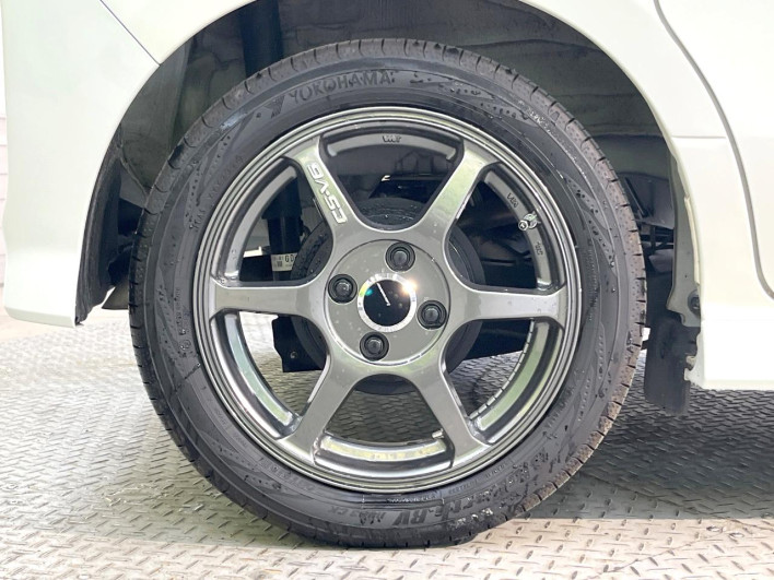 2019 Honda N-BOX CUSTOM DBA-JF3 (UW-69f80d4a86302)[22]