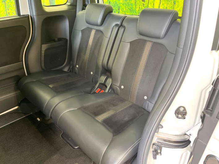 2019 Honda N-BOX CUSTOM DBA-JF3 (UW-69f80d4a86302)[25]