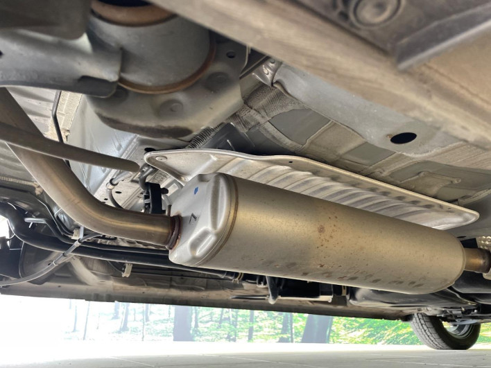 2021 Honda N-BOX CUSTOM 6BA-JF3 (UW-69f80d4c137c4)[24]