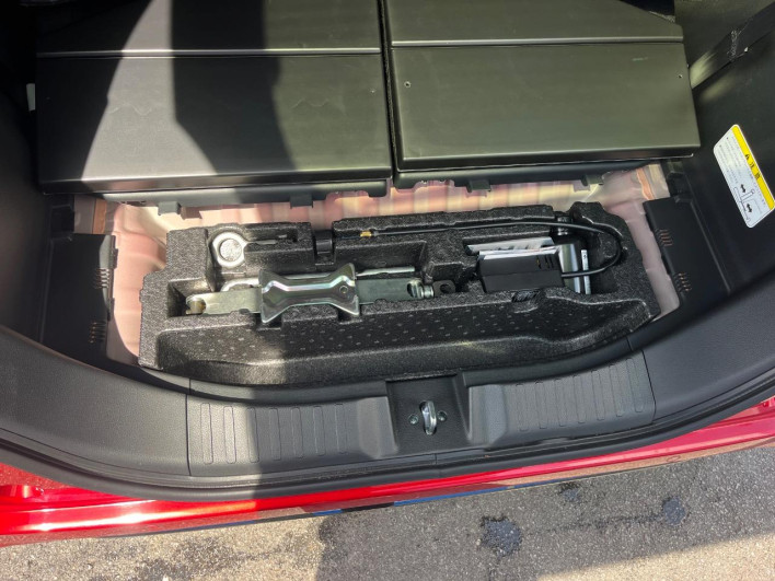 2021 Honda N-BOX CUSTOM 6BA-JF3 (UW-69f80d4c93637)[29]