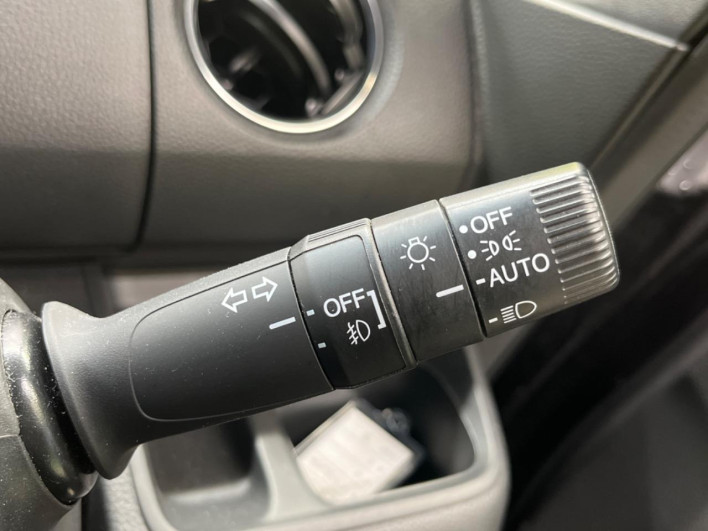 2021 Honda N-BOX CUSTOM 6BA-JF3 (UW-69f80d4e4103b)[14]