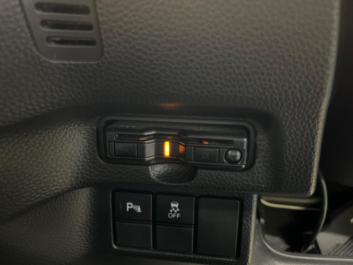 2021 Honda N-BOX CUSTOM 6BA-JF3 (UW-69f80d4e4103b)[17]