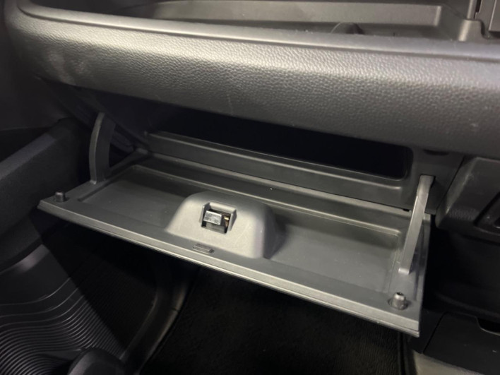 2021 Honda N-BOX CUSTOM 6BA-JF3 (UW-69f80d4e4103b)[21]