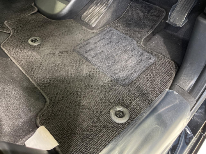2023 Honda N-BOX CUSTOM 6BA-JF3 (UW-69f80d4f6790a)[27]