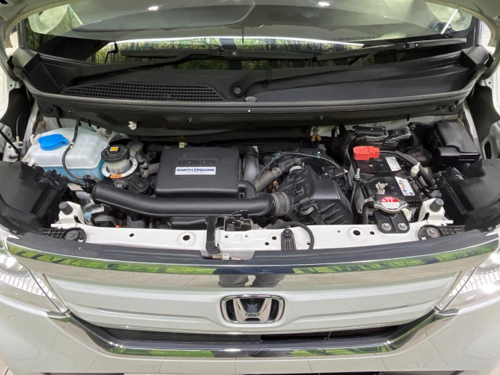 2019 Honda N-BOX DBA-JF4 (UW-69f80d50659df)[4]