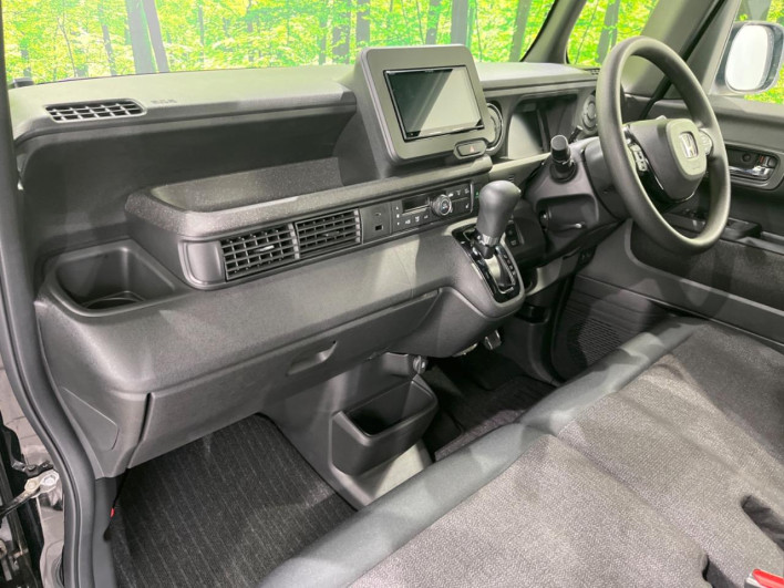 2024 Honda N-BOX CUSTOM 6BA-JF6 (UW-69f80d587397d)[19]