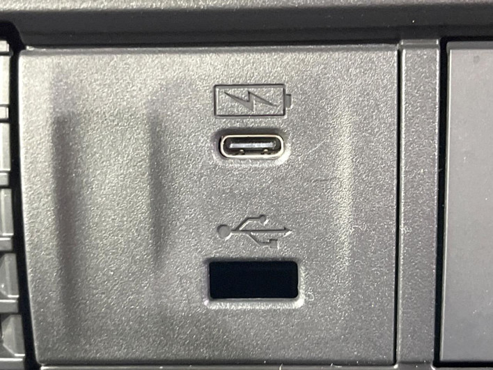2024 Honda N-BOX CUSTOM 6BA-JF6 (UW-69f80d591caef)[24]