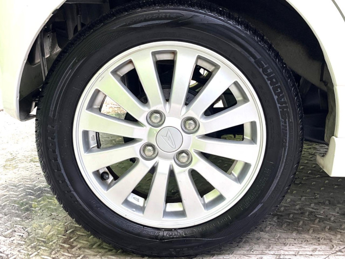 2009 Daihatsu Move DBA-L175S (UW-69f80d6f15abc)[25]