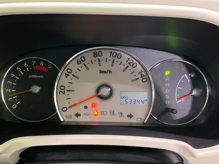 2013 Daihatsu Mira Cocoa DBA-L675S (UW-69f80d7242860)[14]