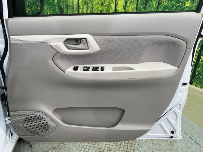 2017 Daihatsu Move DBA-LA150S (UW-69f80d7401aea)[29]