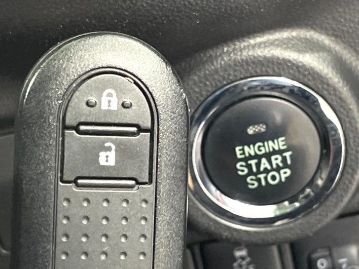 2018 Daihatsu Cast DBA-LA250S (UW-69f80d764aa4f)[28]