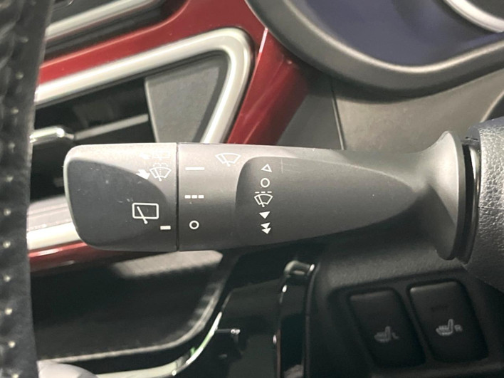 2018 Daihatsu Cast DBA-LA250S (UW-69f80d764aa4f)[25]