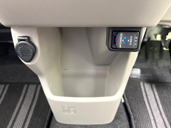 2020 Daihatsu Cast DBA-LA250S (UW-69f80d767f766)[29]
