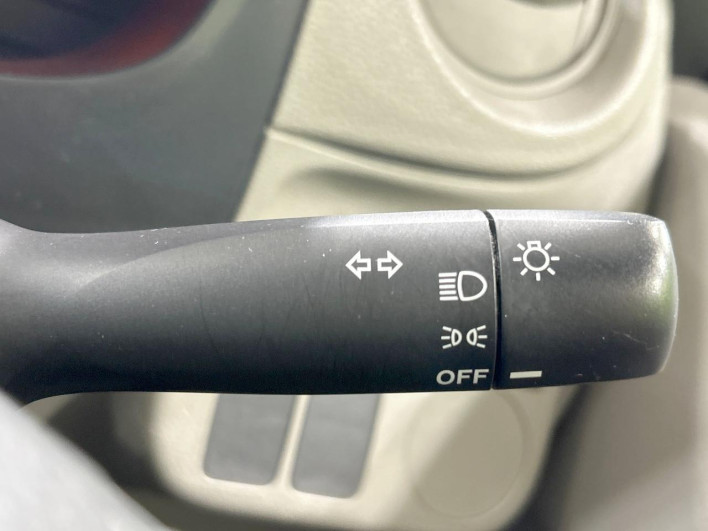 2013 Daihatsu Mirai Ease DBA-LA300S (UW-69f80d770f27e)[25]