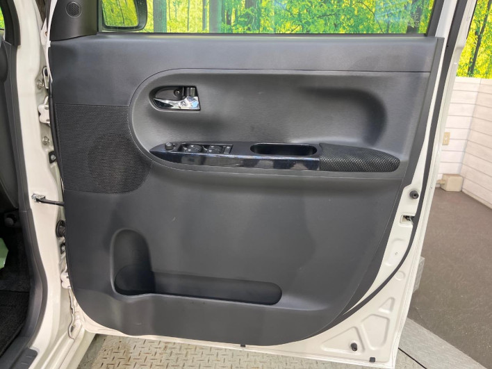 2017 Daihatsu Tanto DBA-LA600S (UW-69f80d7c6c774)[16]