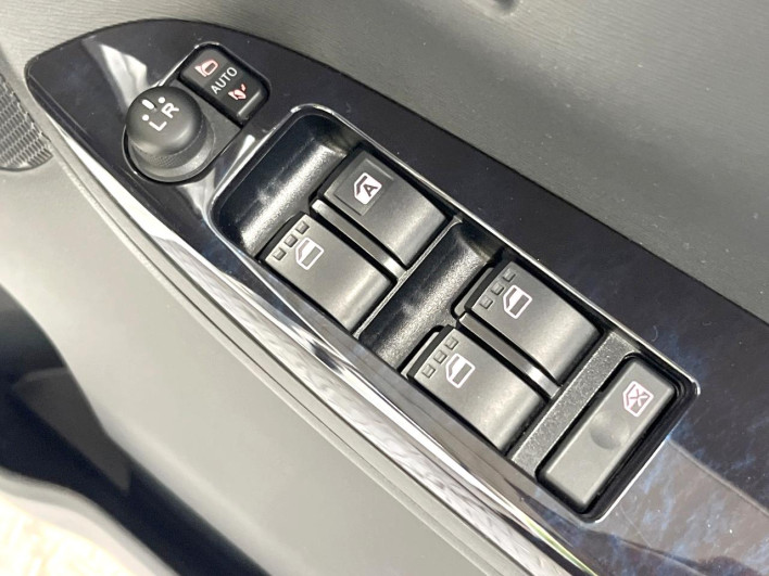 2019 Daihatsu Tanto DBA-LA600S (UW-69f80d7d34527)[27]