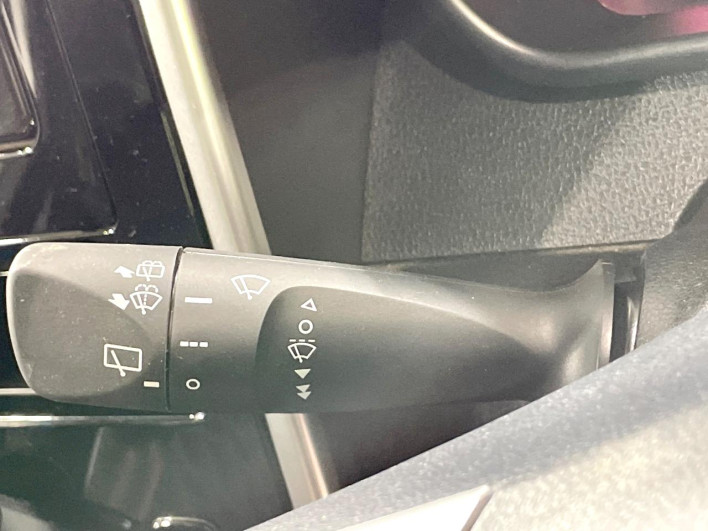 2017 Toyota Roomy DBA-M900A (UW-69f80d894675d)[20]