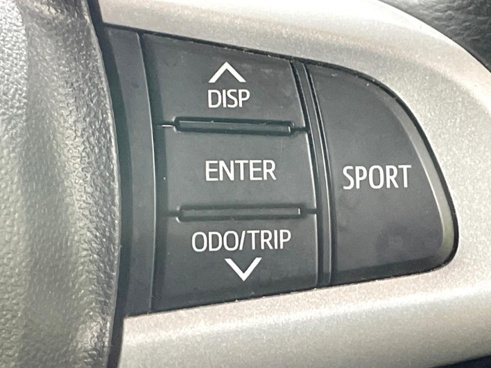 2017 Toyota Roomy DBA-M900A (UW-69f80d894675d)[17]