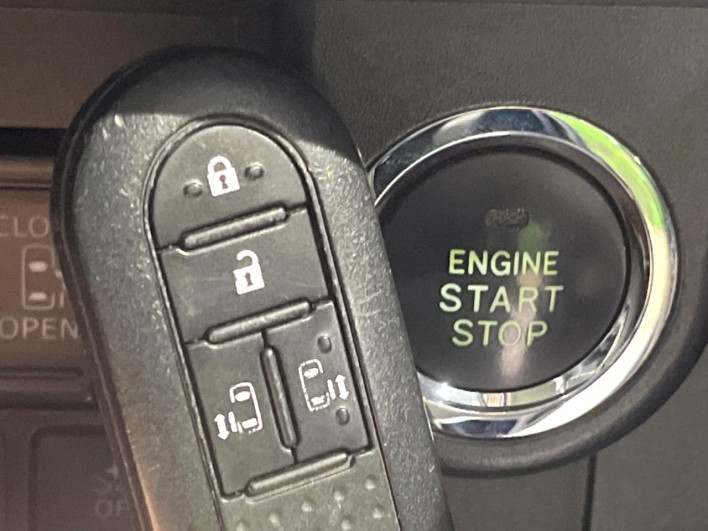 2017 Toyota Roomy DBA-M900A (UW-69f80d8975670)[11]