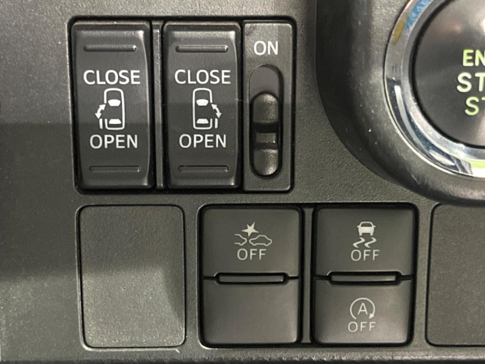 2017 Toyota Roomy DBA-M900A (UW-69f80d8975670)[12]
