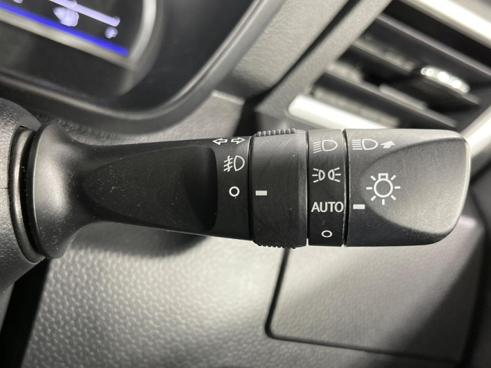 2018 Toyota TANK DBA-M910A (UW-69f80d909b5e3)[27]
