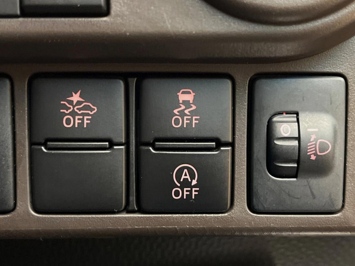2021 Toyota Roomy 5BA-M910A (UW-69f80d90cadd3)[28]