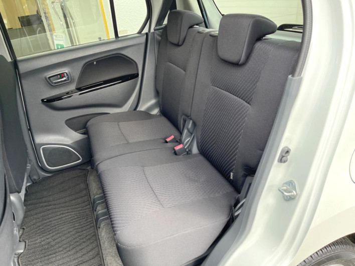 2013 Suzuki Wagon R Stingray DBA-MH34S (UW-69f80d999a0d3)[19]