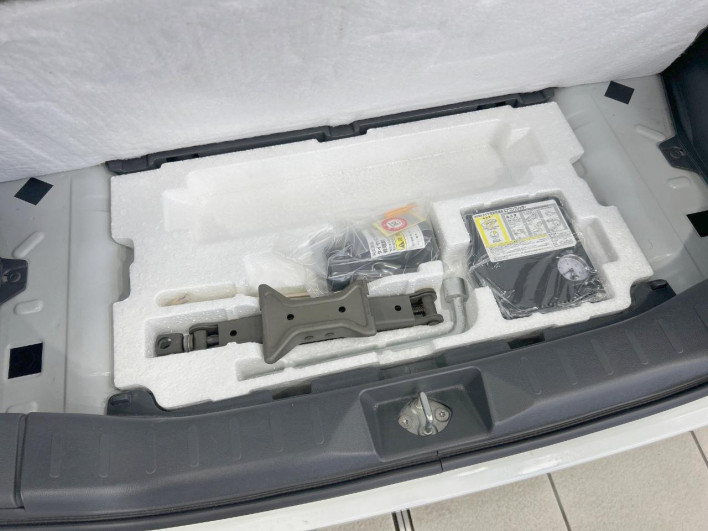 2016 Suzuki Spacia Custom DAA-MK42S (UW-69f80da05d43f)[15]