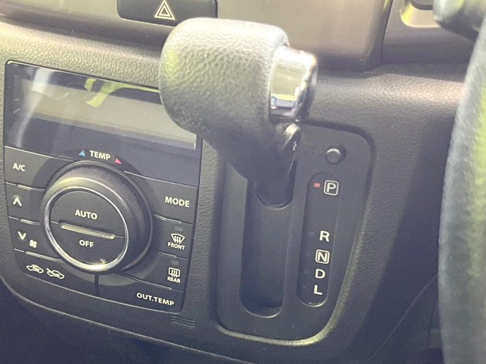 2017 Suzuki Spacia Custom Z DAA-MK42S (UW-69f80da06d0ea)[28]