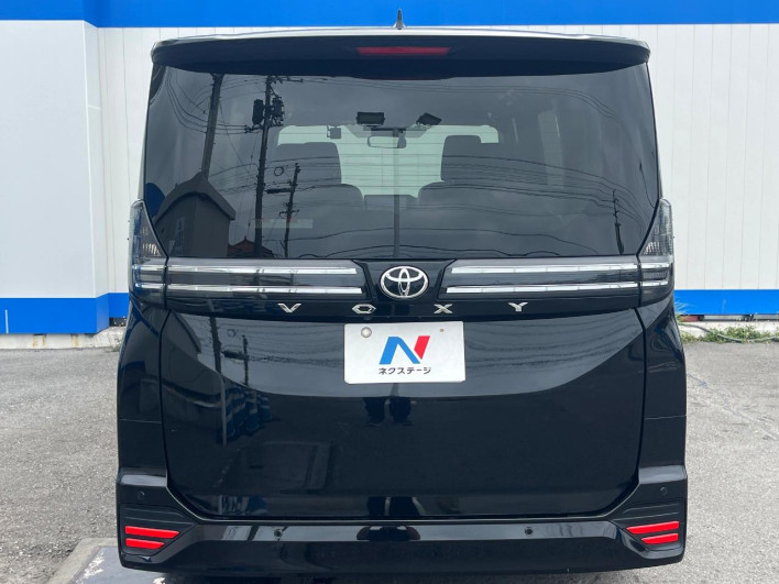 2022 Toyota Voxy 6BA-MZRA90W (UW-69f80dcd22d1b)[22]
