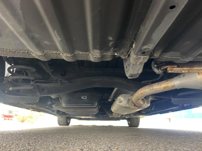 2022 Toyota Voxy 6BA-MZRA90W (UW-69f80dcd22d1b)[18]