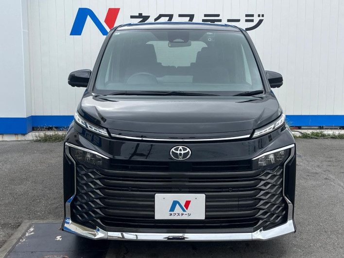 2022 Toyota Voxy 6BA-MZRA90W (UW-69f80dcd22d1b)[26]